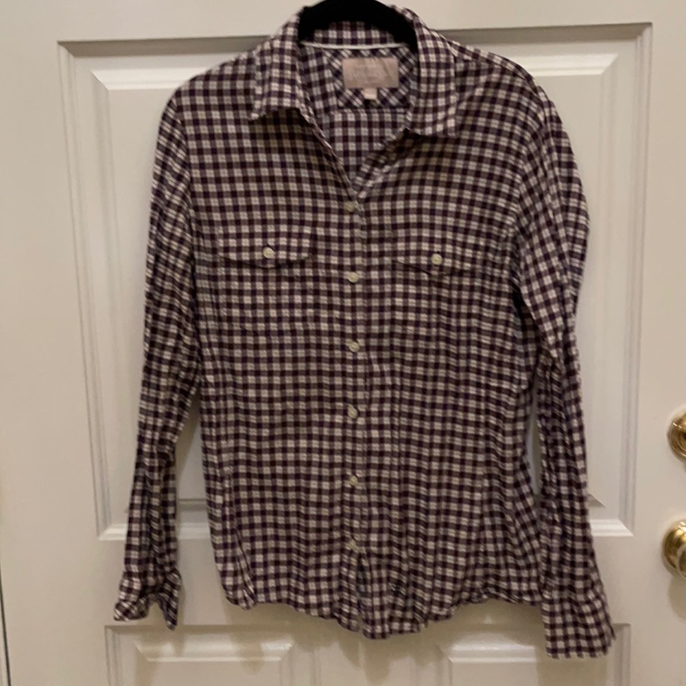 Soft flannel Banana Republic button down shirt, size M